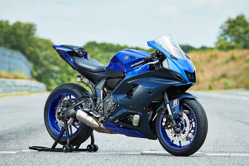 Yamaha-YZF-R7